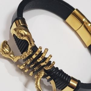Luxury Men's leather bracelet Scorpion